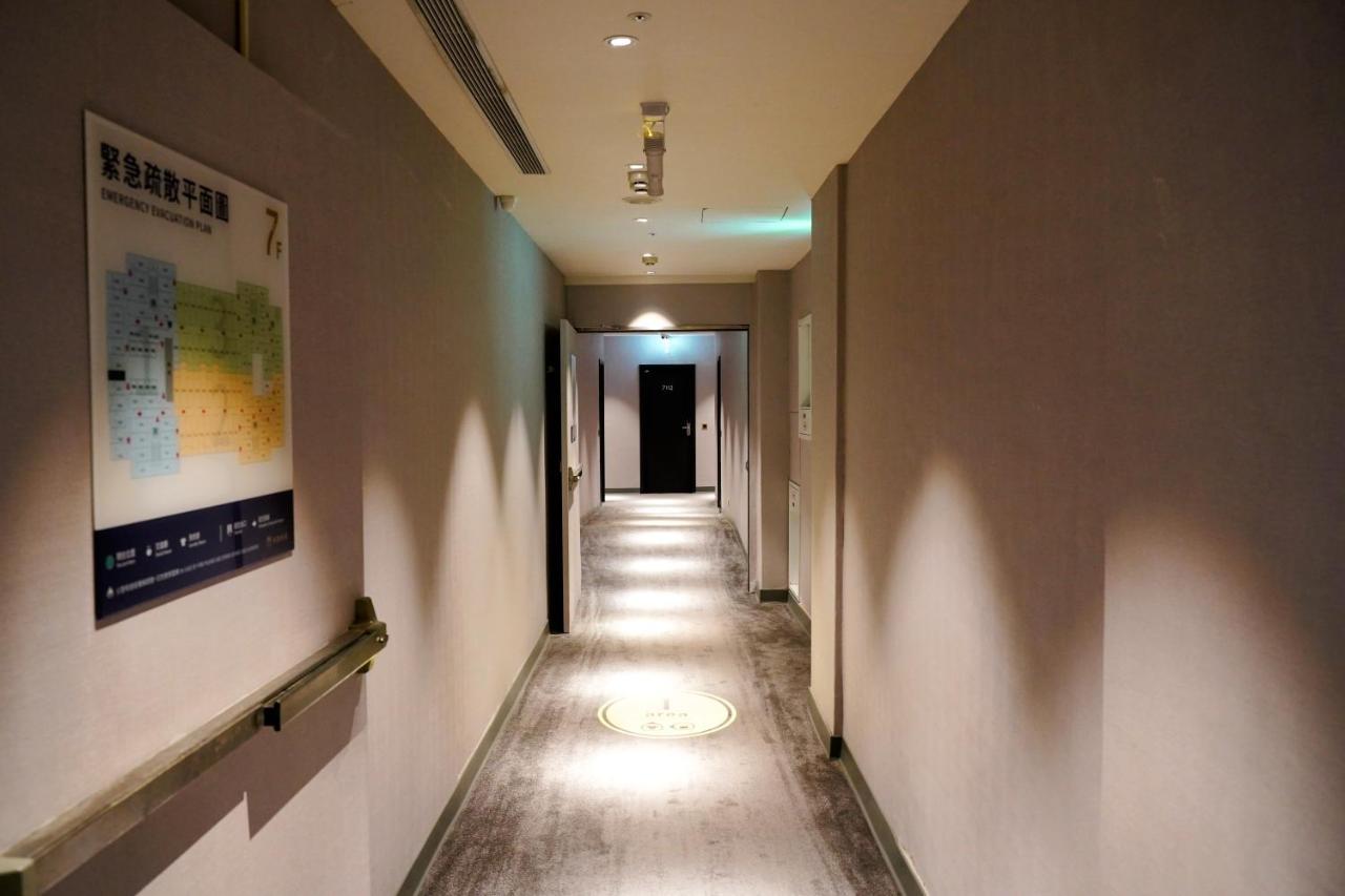 Meworld Hotel - Taipei Main Station Екстериор снимка