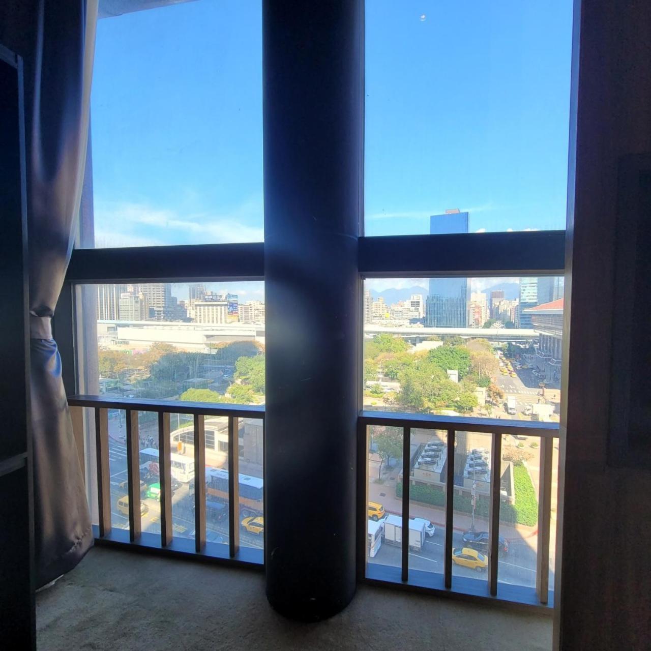 Meworld Hotel - Taipei Main Station Екстериор снимка