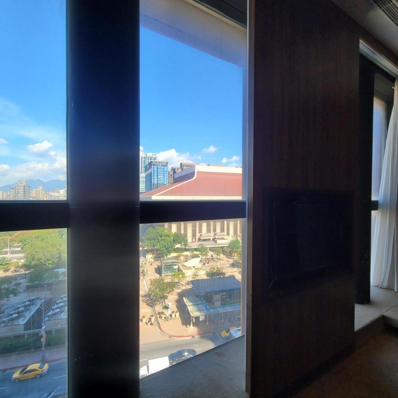 Meworld Hotel - Taipei Main Station Екстериор снимка
